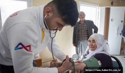 Gezici Sağlık Aracı köy köy dolaşıyor