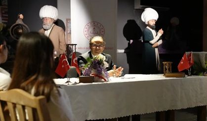 İzmir'de Milli Eğitim Müdürü Dr. Yahşi gençlerle buluştu