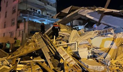 Balıkesir Sındırgı Depreminde Ölen Kişinin Kimliği Belli Oldu