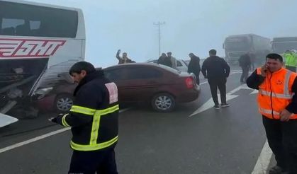 Sivas–Kayseri Karayolu’nda yoğun sis zincirleme kazaya yol açtı