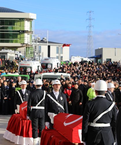 Yalova’da Şehit Düşen 3 Polisimiz Son Yolculuğuna Uğurlandı