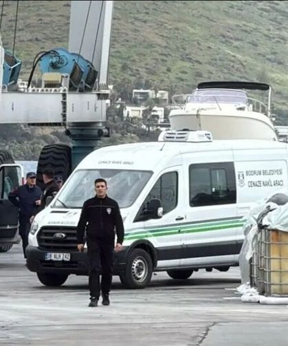 Bodrum açıklarında göçmen botu battı, 11 kişi hayatını kaybetti