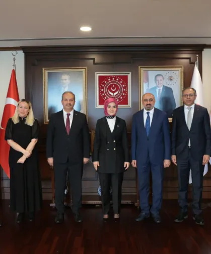 Hakkari'de yaşanan saldırı sonrası Sağlık-Sen'den Aile Bakanı Göktaş'a ziyaret