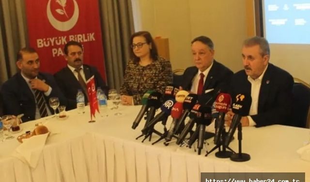 Destici: 2025'ten sonra gelecek erken seçim çağrılarına 'evet' demeyeceğiz