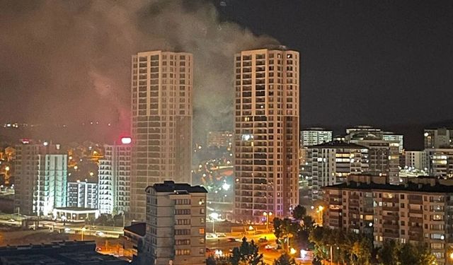 Başkent'te 26 katlı binada yangın: 3 kişi yaşamını yitirdi