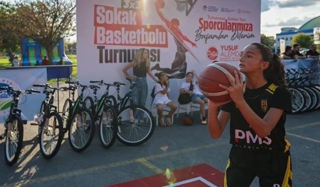 Sakarya’da sokakta basketbol coşkusu