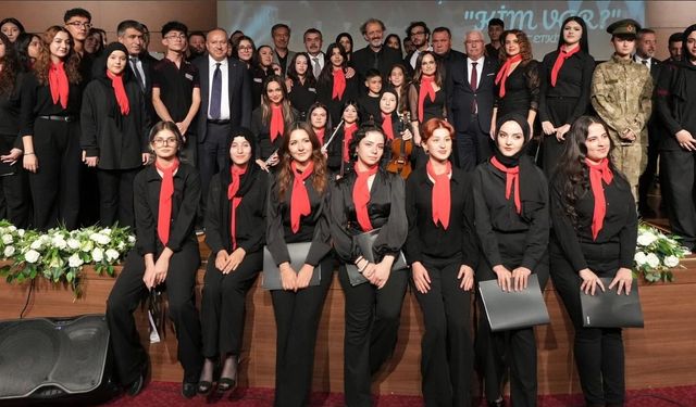 Bakan Tekin, Nevşehir'de sanat etkinliğine katıldı