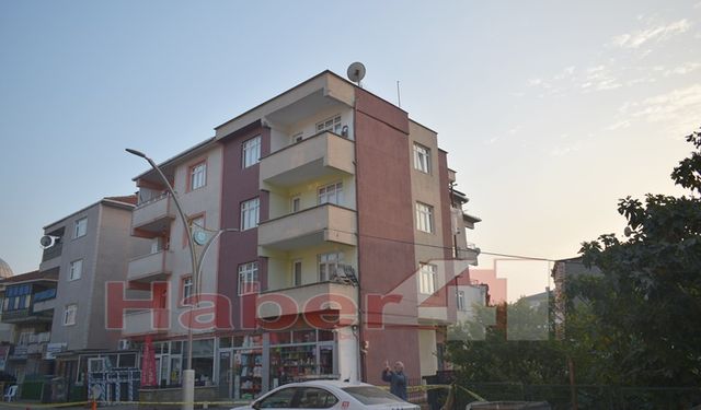 Kocaeli’nin Gebze ilçesinde 3 Bina Çatlak Şüphesiyle Boşaltıldı