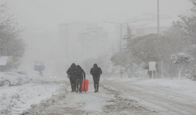 Meteoroloji'den 38 il için kuvvetli kar yağışı uyarısı