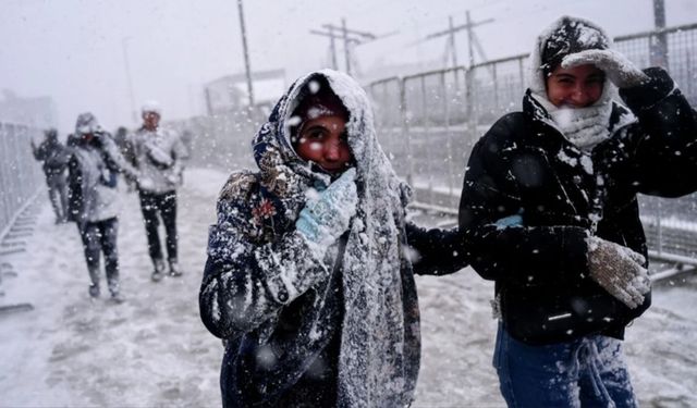 Meteoroloji’den 41 il için uyarı: Kuvvetli yağış ve fırtına bekleniyor
