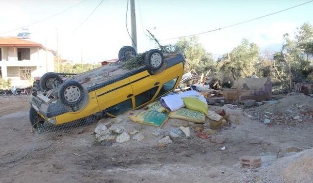 Hortum Antalya'yı fena vurdu