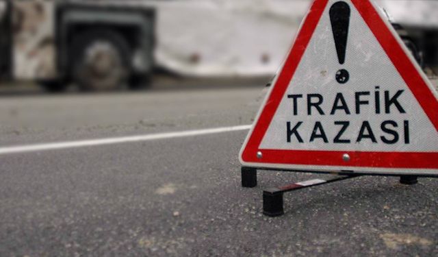 Sarıkamış’ta yolcu otobüsü kamyona çarptı çok sayıda yaralılar var!