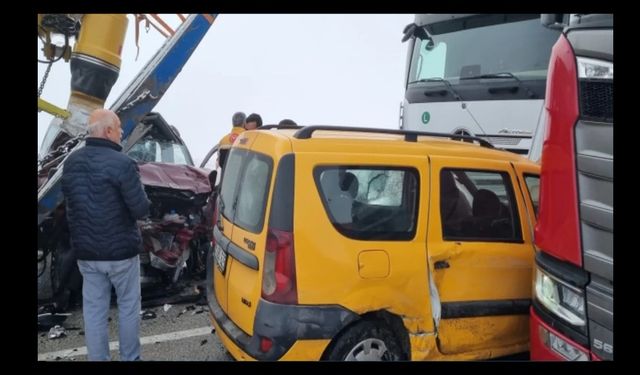 Erzurum’da zincirleme kaza: 8 kişi ağır yaralandı