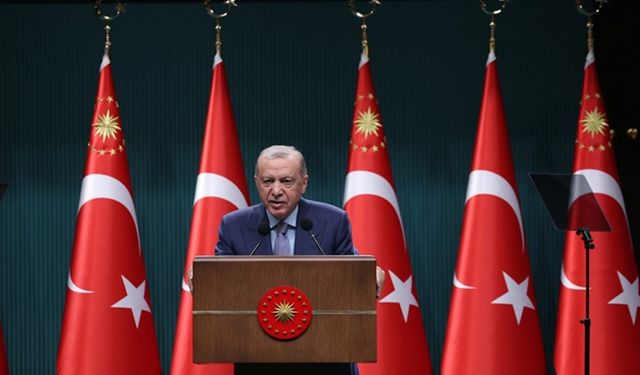 Erdoğan: Depremde yıkılan şehirleri üç yılda yeniden ayağa kaldırdık