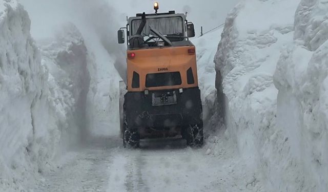 Tunceli 1,5 aydır asfalt yüzü görmedi!