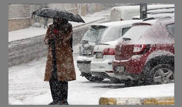 Doğu’da kar yağışı ulaşımı aksattı