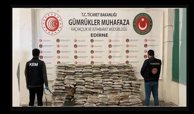 Üç sınır kapısında 484 kilo uyuşturucu yakalandı