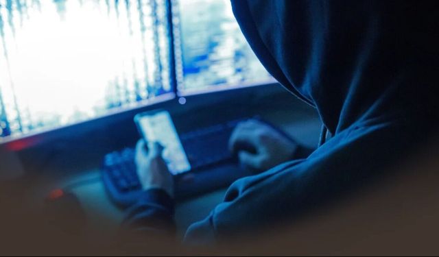 MİT’ten siber suç şebekesine darbe: 11 tutuklama