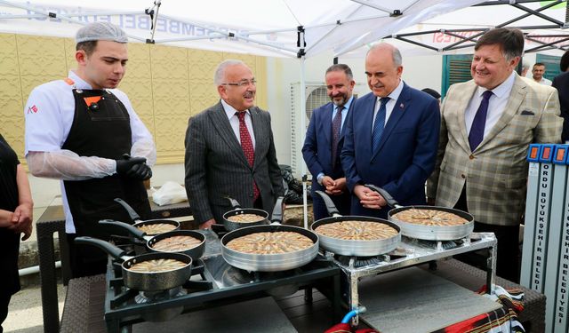 Vali Erol, Türk Mutfağı Haftası Kutlama Programına Katıldı