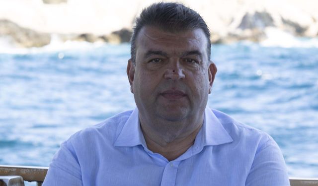 İzmir’de  Seferihisar Belediye Başkanı  Dahil 12 Kişi Tutuklandı