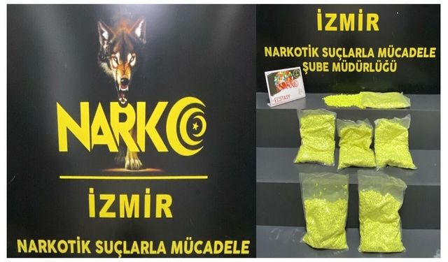 İzmir’de Çantasından Binlerce Ecstasy Çıkan Şüpheli Tutuklandı