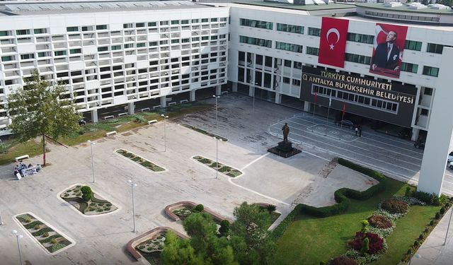 İçişleri Bakanlığı’ndan Antalya Büyükşehir Belediyesi İhalelerine İnceleme