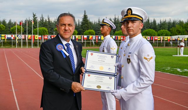Deniz Astsubay Meslek Yüksekokulu’nda  456 Genç Astsubay Diplomalarını Aldı