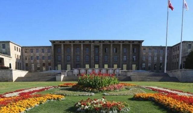 TBMM'de yeni dönem yoğun gündemle başlıyor