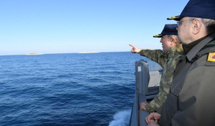 Genelkurmay Başkanı Akar’dan Kardak’a sürpriz ziyaret