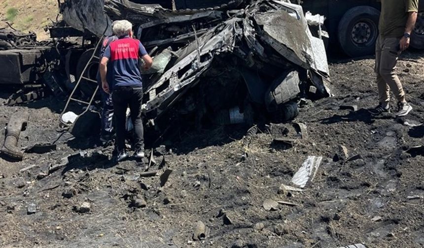 Bingöl'de iki ayrı kazada: 2 ölü, 3 yaralı