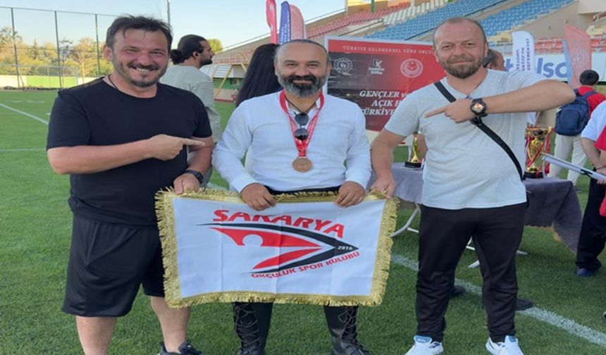 Sakarya’nın Gururu Mehmet Yıldırım, Türkiye Şampiyonasında Bronzla Döndü