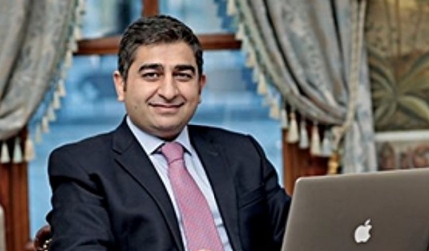 Sezgin Baran Korkmaz Yaşlı ve ihtiyaç sahiplerine yardıma koştu