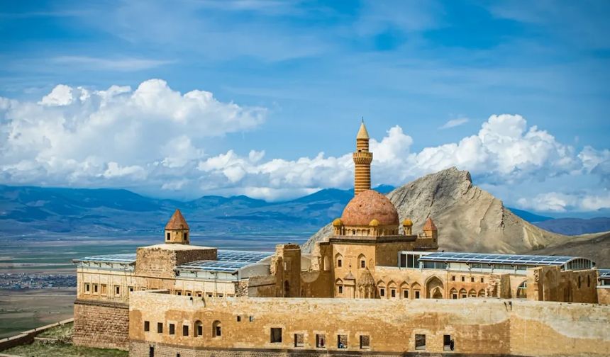 İshak Paşa Sarayı’nı UNESCO listesine taşıma projesi başlatıldı