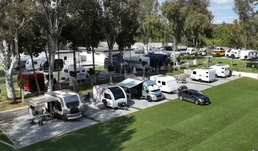 Konyaaltı Karavan Park’ta 8 bin tatilci ağırladı