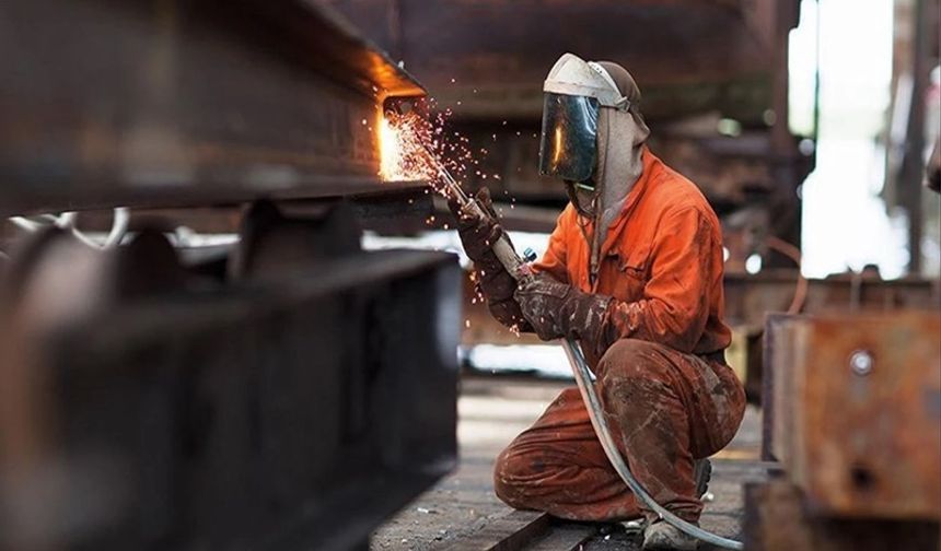 Sanayi üretimi eylülde yıllık bazda artış gösterdi