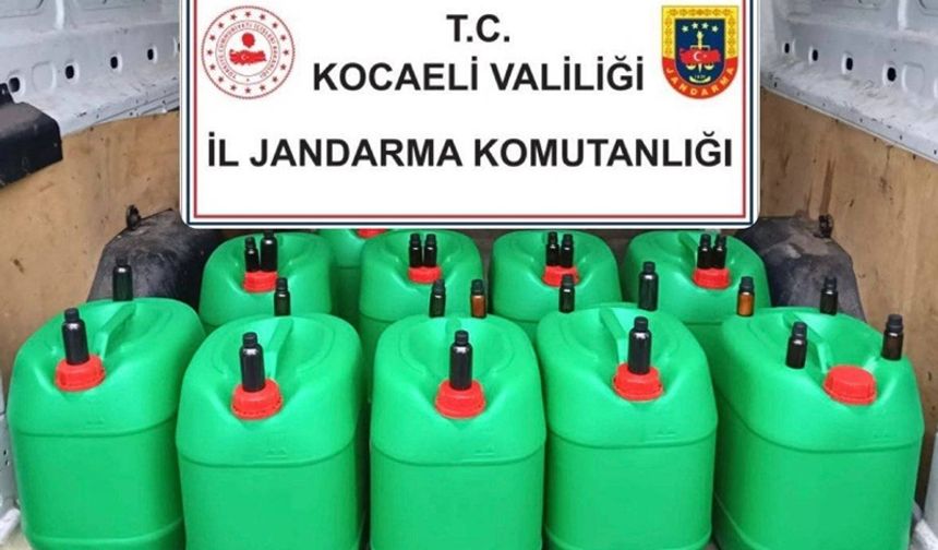 Kocaeli’de Kaçak İçki Operasyonu: 400 Litre Sahte Alkol ve 24 Kiti Ele Geçirildi