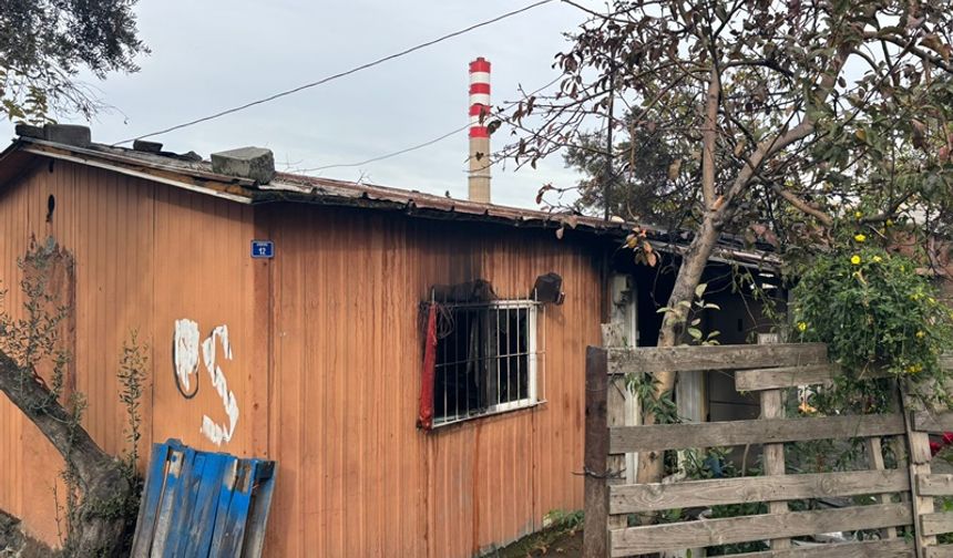 Kocaeli Dilovası’nda Tek Katlı Evde Çıkan Yangın Can Aldı