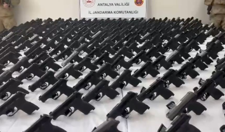 Antalya’da Dev Silah Operasyonu