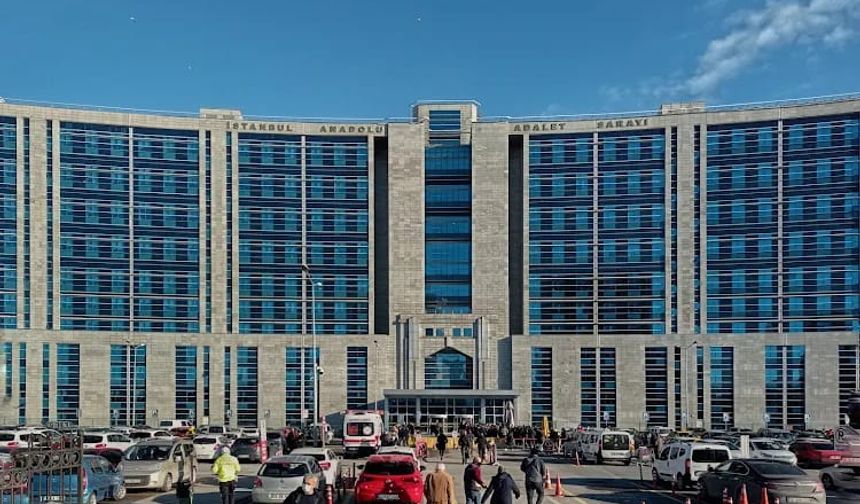 İstanbul Adliyesi’nde Savcı, Hâkim Eski Eşini Adliyede Vurdu
