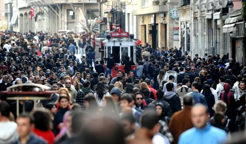 TÜİK açıkladı: Türkiye nüfusunun yüzde 49,98’i kadın