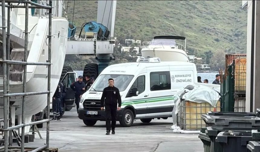 Bodrum açıklarında göçmen botu battı, 11 kişi hayatını kaybetti