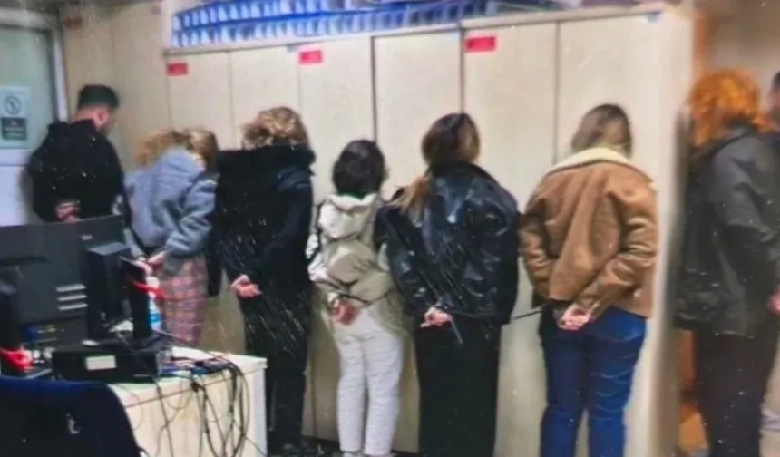 Polisle dalga geçen plaza çalışanlarına 5 yıla kadar hapis talebi