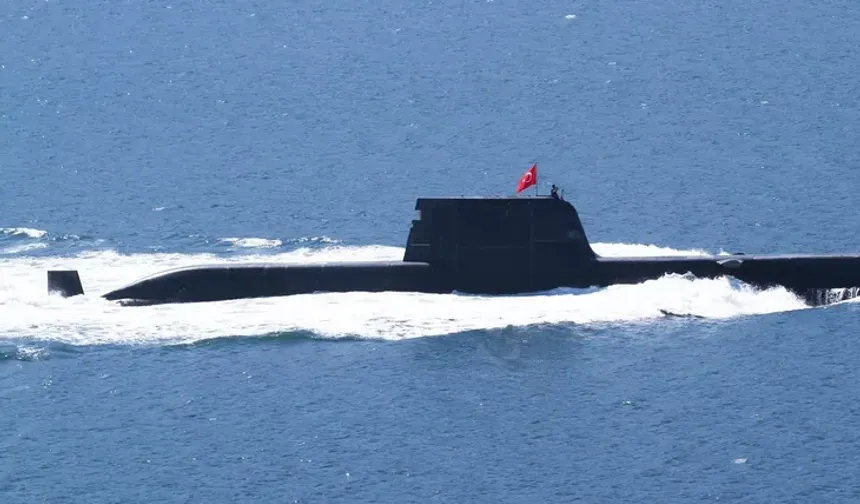 Yeni denizaltı ilk seferine çıktı