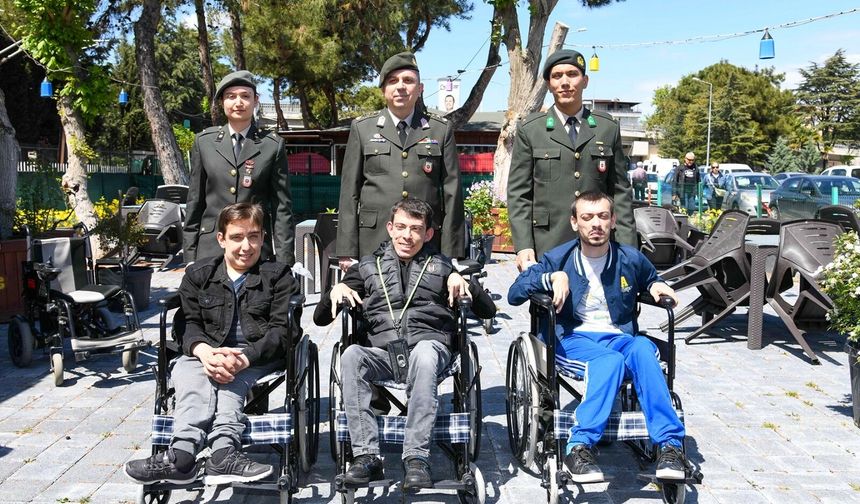 MSB’den Engelliler Haftası’nda İhtiyaç Sahiplerine 108 Tekerlekli Sandalye