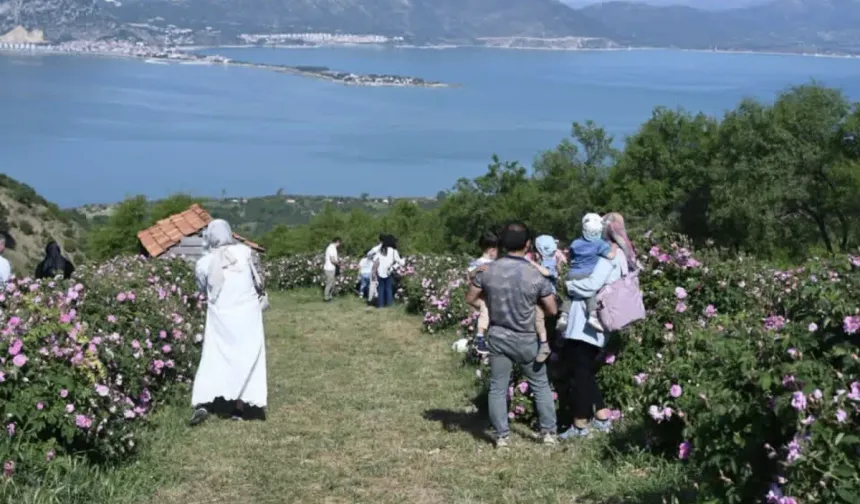 Isparta’da festival coşkusu Sorkuncak Köyü’nde devam etti