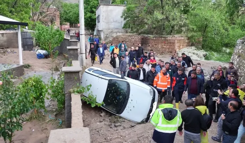 Niğde Gümüşler'de sel felaketi: 1 ölü, 5 yaralı!