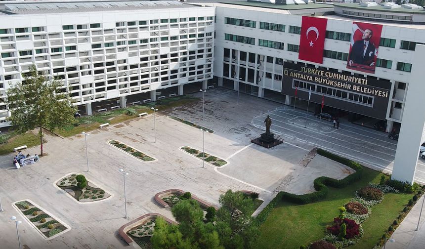 İçişleri Bakanlığı’ndan Antalya Büyükşehir Belediyesi İhalelerine İnceleme