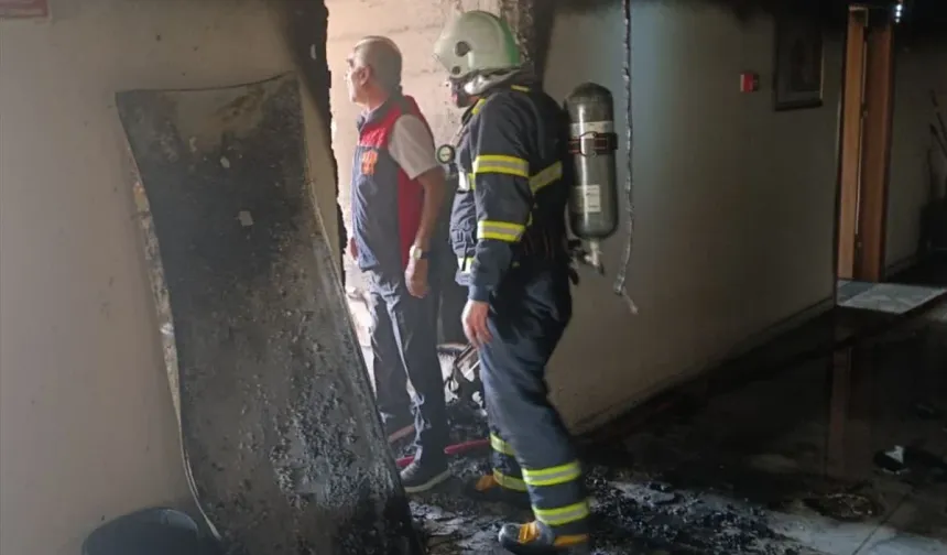 Siirt Üniversitesinde Kız Öğrenci Yurdunda Yangın: 1 Yaralı