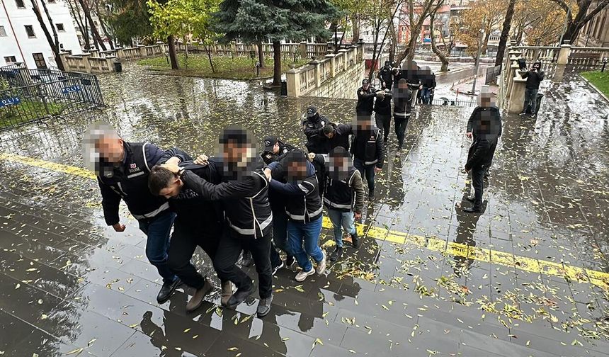 Daltonlar Suç Örgütüne 14 İlde Operasyon: 26 Gözaltı