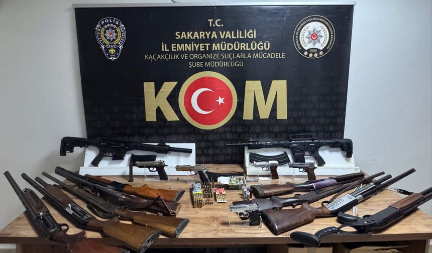 Sakarya’da “Sokaklar Güvende” Operasyonu: 6 Şüpheli Yakalandı